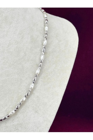 Beyaz Taşlı Ve Gümüş Detaylı Silver Kolye Silver