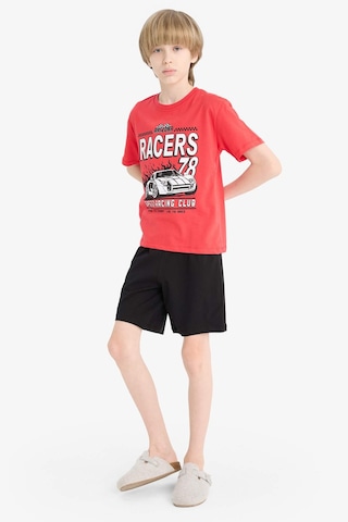 Defacto Erkek Çocuk New Pijama Takımı Kısa Kollu Pijama Üstü Esnek Belli Şort Pijama Altı F1734a825hsrd63 Kırmızı
