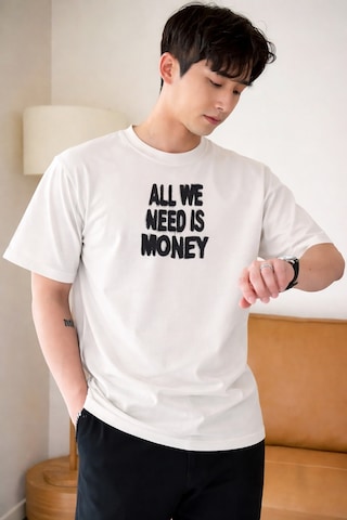 Tarz Cool Erkek Oversize Tişört Baskılı All We Need Is Money Yazılı Basic Streetwear T-shirt Beyaz