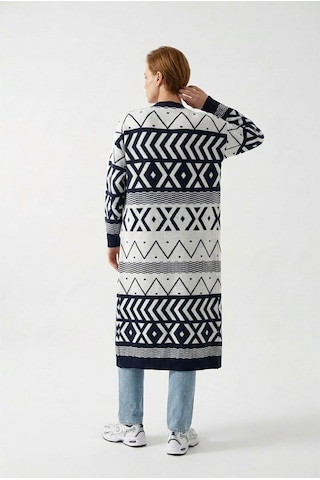 Neden Tekstil Kadın Oversize Triko Uzun Hırka Geometrik Desen - Beyaz-laci