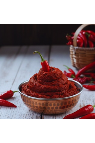 Jalapeno Acı Biber Salçası 1000 Gr. Güneşte Pişmiş
