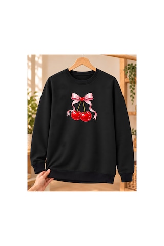 Mor Mürekkep Kadın %100 Pamuk 3 İplik Şardonlu Kalpli Fiyonklu Kiraz Baskılı Bisiklet Yaka Sweatshirt Siyah