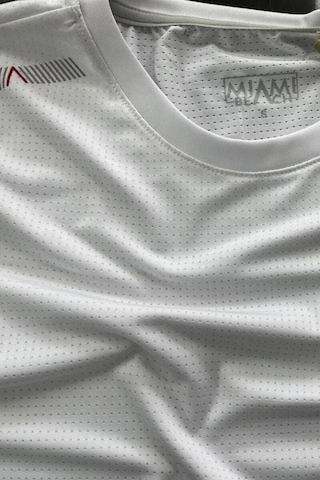 Miami Beach Beyaz Nefes Alan Kumaş Sıfır Kol Likralı Erkek Tişört - 0355-beyaz 001