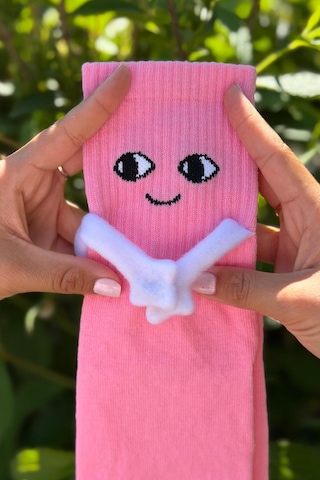 Lousocks Unisex Pembe Elele Tutuşan - Halay Çeken Çorap 1 Çift - Sevimli Yüz İfadeli Soket Çorap
