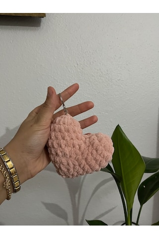 Örgü Kalp Anahtarlık 10 Cm Örgü Kalp Anahtarlık 10 Cm