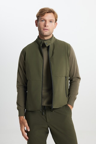 AC&Co / Altınyıldız Classics Erkek Standart Fit Normal Kesim Dik Yaka Casual Yelek - Haki