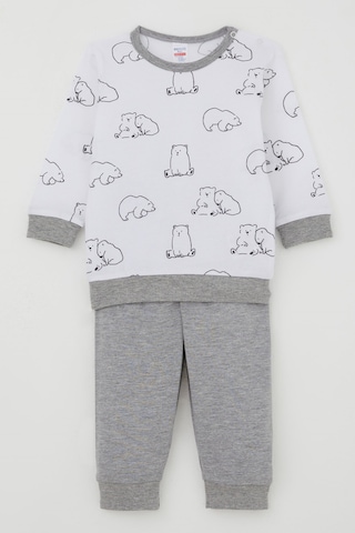 Breeze Erkek Bebek Pijama Takımı Omuzdan Patlı Sevimli Kutup Ayıcığı Desenli 4 Ay-1 Yaş, Beyaz