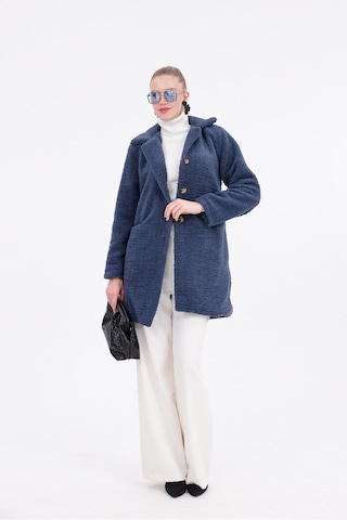 Düğmeli Cepli Kadın Peluş Kaban İndigo