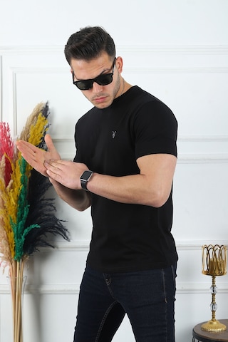 Erkek Siyah Slim Fit Bisiklet Yaka %100 Pamuk Tişört Siyah