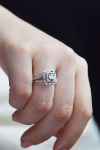 0.60 Ct. Modern Tasarım Çift Kollu Baget Yüzük