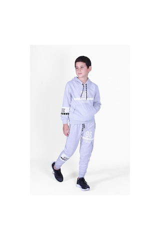 Fyk Kids Erkek Çocuk 3lü Kapüşonlu Kanguru Cepli Baskı Detaylı Eşofman Takımı Çok Renkli