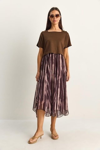 Kadın Crop Tişört Detaylı Astarlı Askılı Şifon Midi Elbise 6135 60286113 - Kahverengi