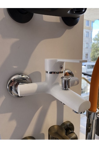 İsaoğlu Yapı Banyo Bataryası Beyaz Banyo Musluğu Mat Beyaz Duş Bataryası Beyaz