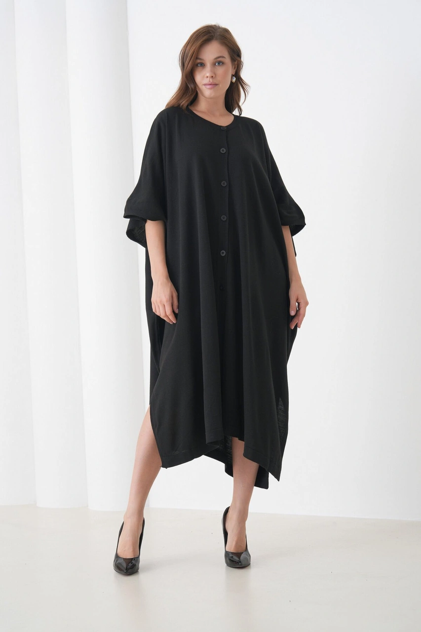 Kadın Tesettüre Uygun Önden Düğmeli Asimetrik Kesim Yarasa Kol Şık Geniş Kalıp Panço Ceket Siyah
