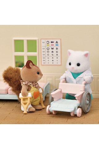 Sylvanian Families Köy Doktoru Başlangıç Seti