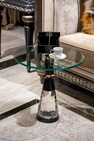 Dulda Akrilik Koni Sehpa Şeffaf