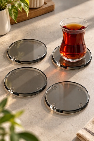 Gökçeoğlu Cam Bardak Altlığı Füme Cam 4'lü Takım 10cm X 10cm Çok Renkli