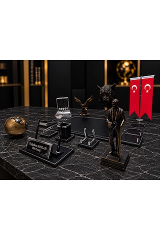 17 Parça Lüks Panterli Sümen Takımı Atatürk Heykelli Türk Bayraklı Kişiye Özel Ofis Seti Siyah - Gold