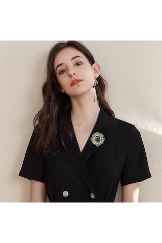 1 Adet Antik Yapay Elmas Broş Pin Kadınlar Kızlar İçin Altın Tonlu Vintage Barok Dikdörtgen Kristal Kabuk İnci Boho Viktorya Tarzı Broşlar Yaka İğneleri El Çok Renkli