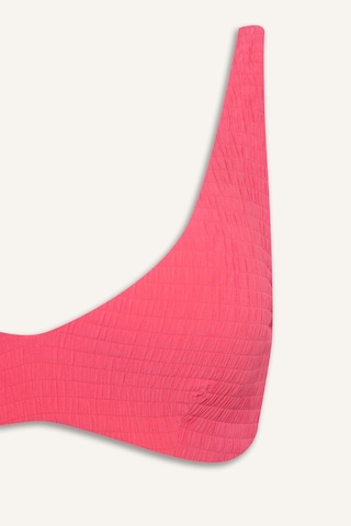 Defacto Regular Fıt Kırışık Dokulu Kumaş Fuşya Bikini Üstü G3996ax26smpn296 Pembe-pn296