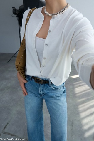 Kadın Kemik Renk Düğmeli Triko Hırka Kol Camel Renk Parça Detaylı Ekru