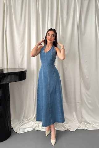 Duygudan Mavi Halter Yaka Jean Elbise - Mavi Çok Renkli
