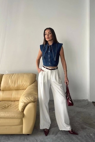 Mavi Yaka Detaylı Denim Crop Mavi