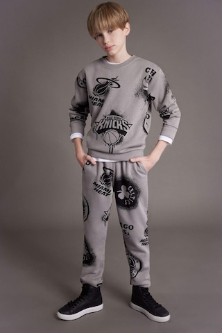 DeFacto Erkek Çocuk NBA Current Teams Bisiklet Yaka Sweatshirt Y4130A624WNGR323