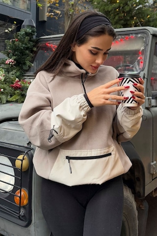 Tommy Life Koyu Bej Etek Ucu Büzgülü Yarım Fermuarlı Oversize Kadın Polar Sweatshirt - 97238 Koyu Bej