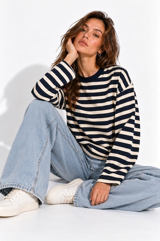 Wild Bee Kadın Lacivert Ekru Çizgili Pamuklu Bisiklet Yaka Oversize Bluz