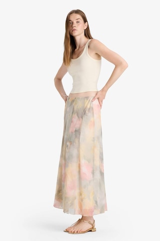 Defacto Coool A Kesim Floral Normal Bel Tül Maxi Etek F7108ax25augn1264 Yeşil