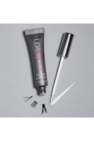 Huda Beauty Sticky Tack Lateks İçermeyen Kirpik Yapıştırıcı