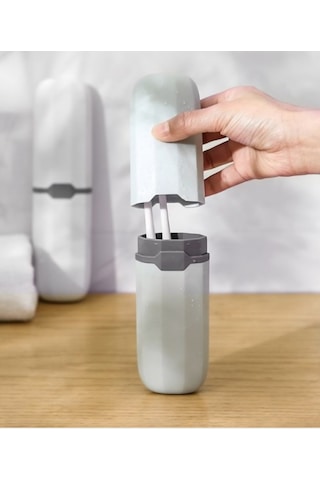 Seyahat Tipi Diş Fırçası Ve Makyaj Fırçası Kabı