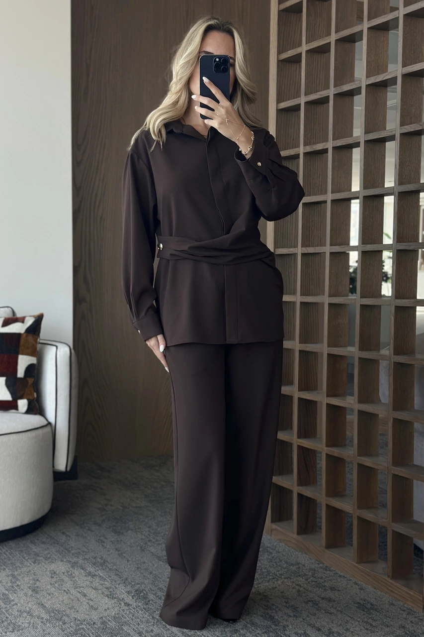 Kahverengi Gold Aksesuar Düğmeli Gömlek Pantolon Takım - 8856 Kahverengi
