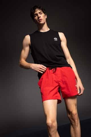 DeFactoFit Baskılı Kısa Boy Sporcu Deniz Şortu B5995AX24HSRD286 Kırmızı