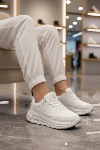 United Colors Of Benetton Beyaz Fileli Hafif Esnek Hafızalı Taban Unisex Spor Ayakkabı Bnı-11500 G