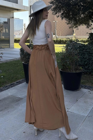 WeShaya Kadın Taba Beli Lastikli, Cepleri Hasır İşlemeli, Rahat Kesim, Uzun Kiloş Etek Taba