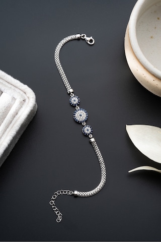 Çekirdekjewelry Gümüş Nazar Boncuklu Bileklik 925 Ayar Zirkon Taşlı Modern Kadın Takısı Gri