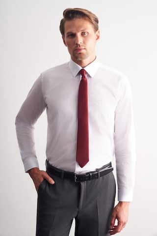 İmza Beyaz Klasik Yaka Uzun Kol Cepsiz Slim Fit Basic Pamuklu Gömlek 1004255057 Beyaz