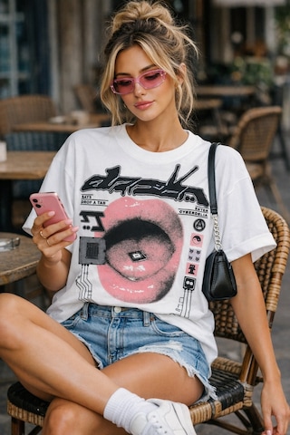 Yolo Street Cyberpunk Dudak Baskılı Oversize Tişört %100 Pamuk Streetwear Unisex Beyaz T-shirt Beyaz