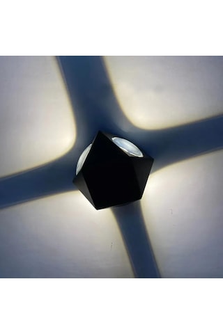 Ycl 8 W Piramit Led Duvar Aplik - Gün Işığı 3000k - Siyah -ıp44 Siyah