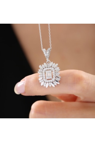 Mia Vento Pırlanta Montür Parıltılı Baget Güneşi Sadelik Mührü Gümüş Mini Set