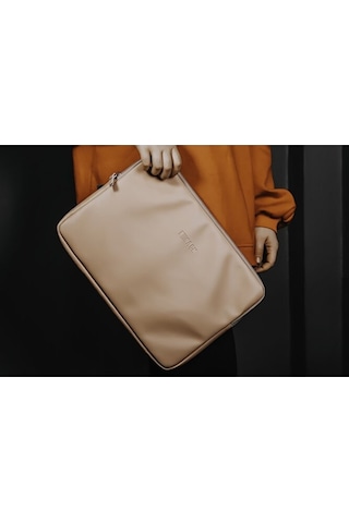 Laptop Kılıfı Suni Deri Iç Ölçüleri: 27x37 Cm Somon