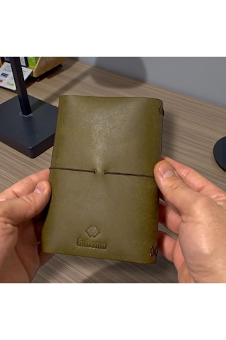 Guizzmo Deri Defter Kılıfı, A6 Boyut, 3 Lastikli, Minimalist Tasarım 0.75 LT - 2.5 LT - 12 KG