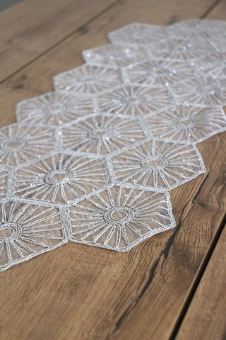 Simli Dantel Kordon Örme Detay Masa Runner Fiskos Örtüsü 100x35 Cm 2004-altıgen 001