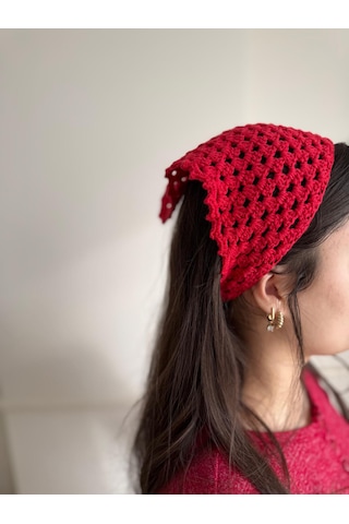 Kadın El Örgüsü Üçgen Bandana Saç Aksesuarı Kırmızı