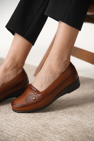 D042 Günlük Ortopedik Kadın Ayakkabı Taba