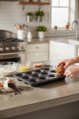 Yanmaz Yapışmaz 12'li Muffin Kek Kalıbı Siyah