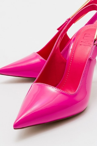 Luvishoes Labin Fuşya Rugan Tokalı Kadın Yüksek Topuklu Ayakkabı Fuşya