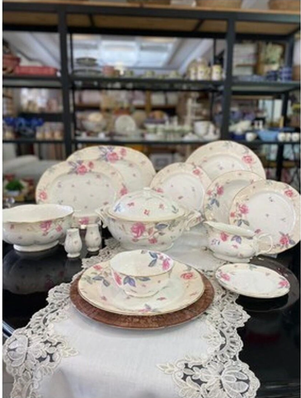 Cemile Venüs 12 Kişilik 90 Parça Royal Bone China Yemek Takımı Süt Beyazı